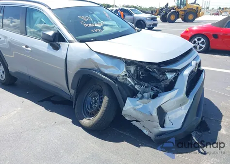 2021 Toyota Rav4 Le z USA, uszkodzony, nr VIN 2T3H1RFV9MC166981